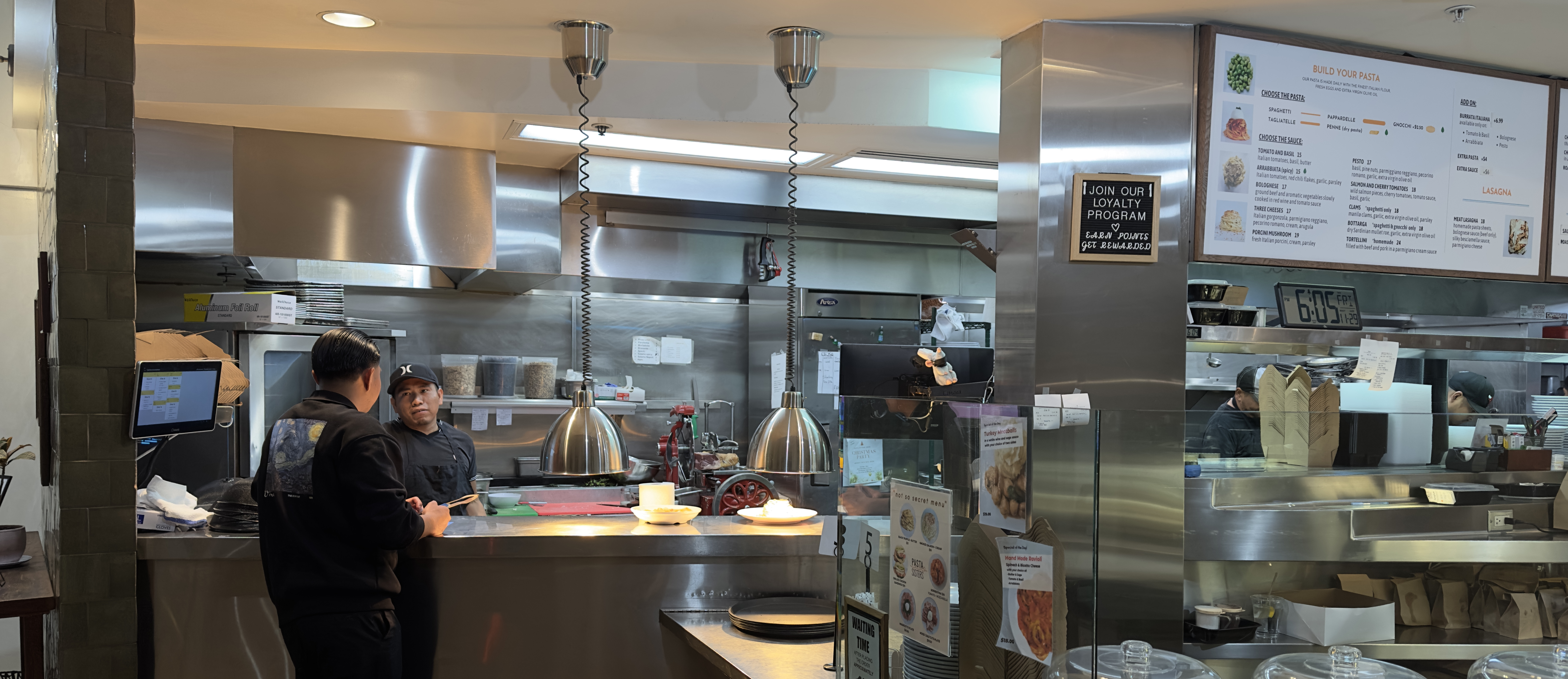 Kitchen of Pasts Sisters